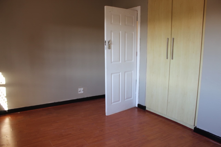 To Let 3 Bedroom Property for Rent in Amalinda Eastern Cape